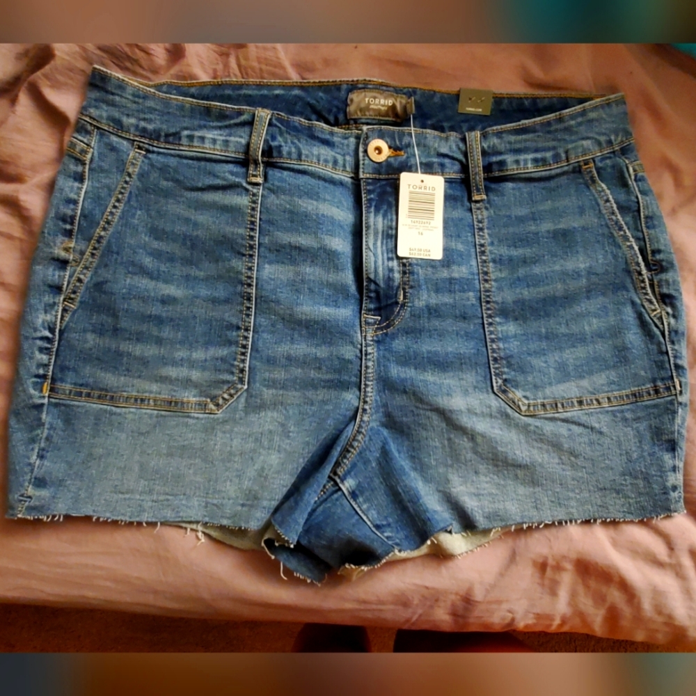 3.5 INCH VINTAGE STRETCH HIGH-RISE SHORT